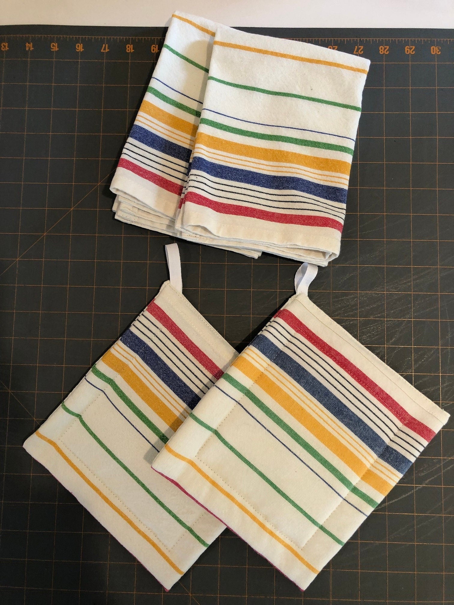 Cherry Stripe Hot Pads Insulated 100% Cotton Moda Fabric//Kitchen//Housewarming