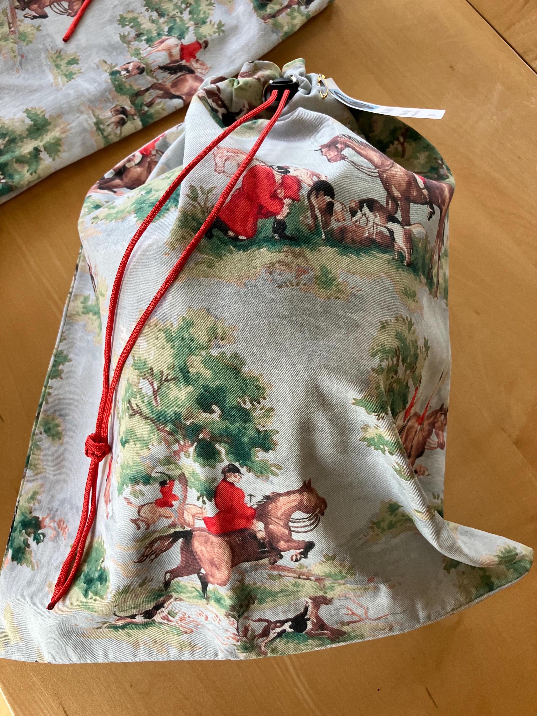 Equestrian Helmet Bags//Blue Hunt Scenes//Fox Hunting//Horses//Drawstring Bag//waterproof lining