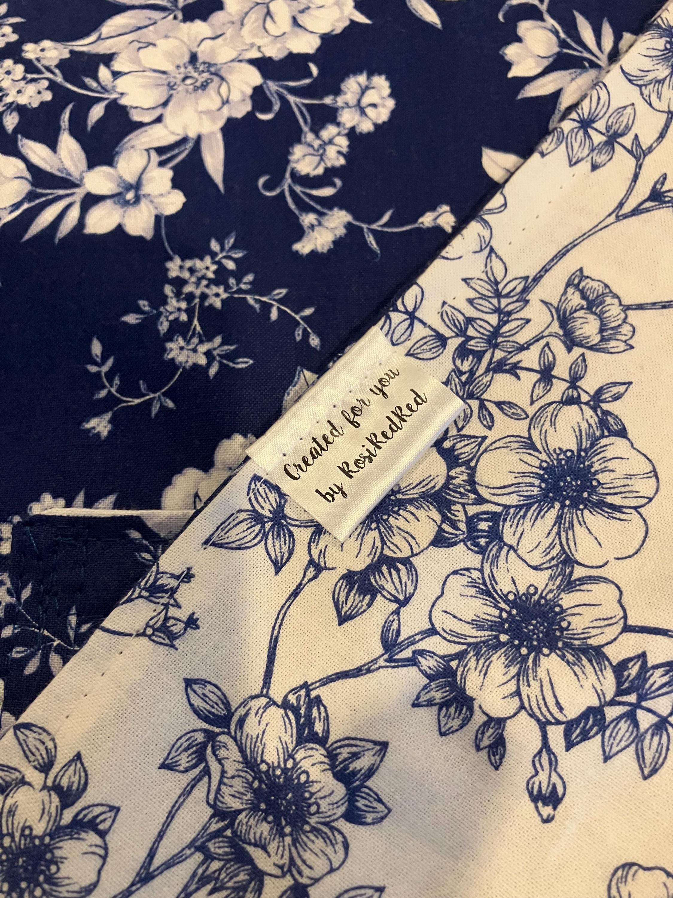 Blue and White Floral Apron//Matching Hot Pad//Matching Cozy// Kitchen//Craft//Garden//Outdoor