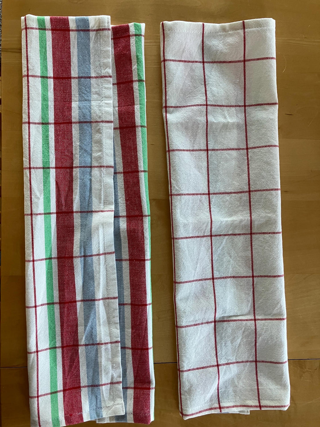 Kitchen Towels - Red Blue Cream Picnic Plaid//Tea Towels//Soft Absorbent 100% Cotton//Moda